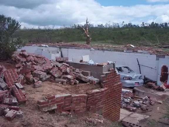 tornado_talk's tweet photo. We’ve documented several tornadoes from April 27, 2011.

This is one of them—a violent, long-track storm that moved through Ringgold, GA and into Apison and Cleveland, TN.

Along its 54.75-mile path, 24 lives were lost and more than 660 people were injured.

This eBook is a full-length narrative built from extensive research and personal interviews, telling the story of what happened along that path—and the lives forever changed.

A story of heartbreak, hope, and healing.

Available here: https://t.co/bdwvyibfuO

#tornadohistory #gawx