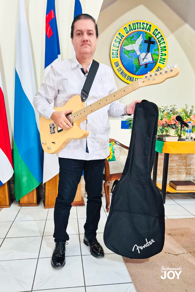 giveinstruments's tweet photo. Instruments of Joy gift #1,291 was provided to Edgar Corella Cambronero from Costa Rica. #givejoy https://t.co/MtAjOkLElc