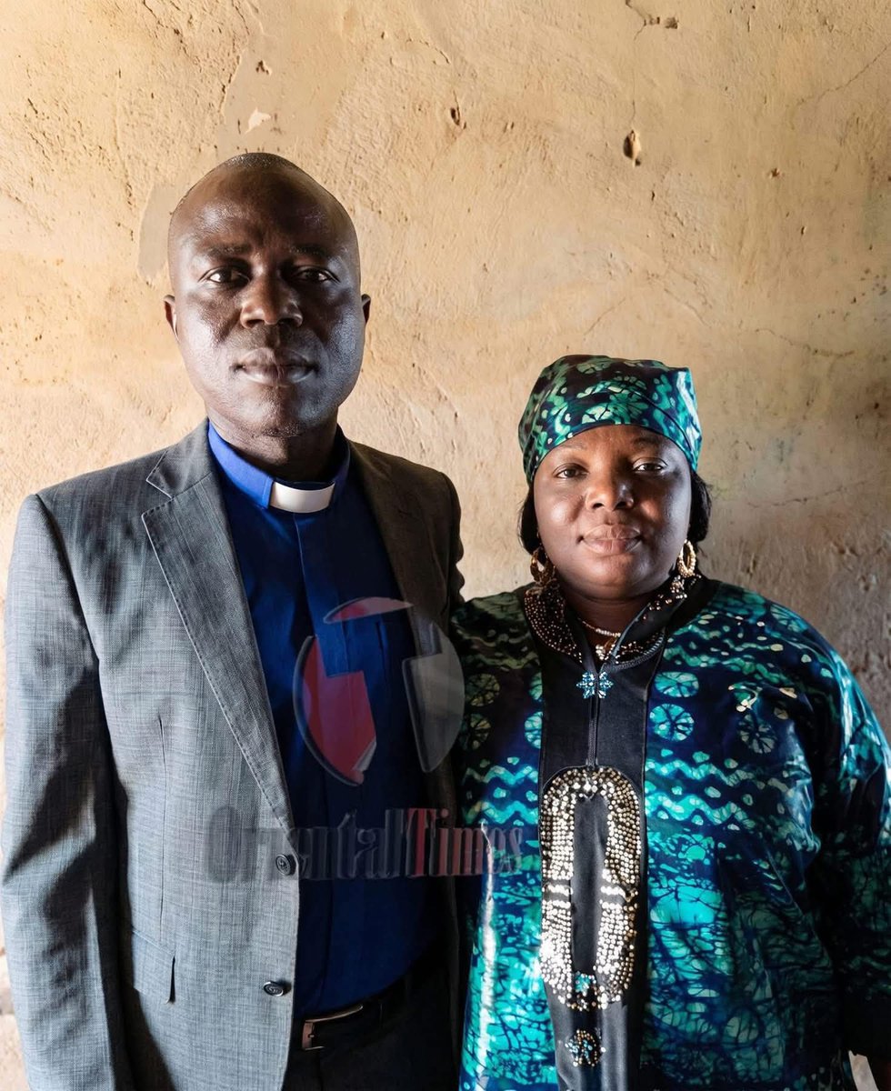 🚨
A Rev. , his wife and children killed last night in Rim Riyom LGA in Plateau State by Fulani militants.💔