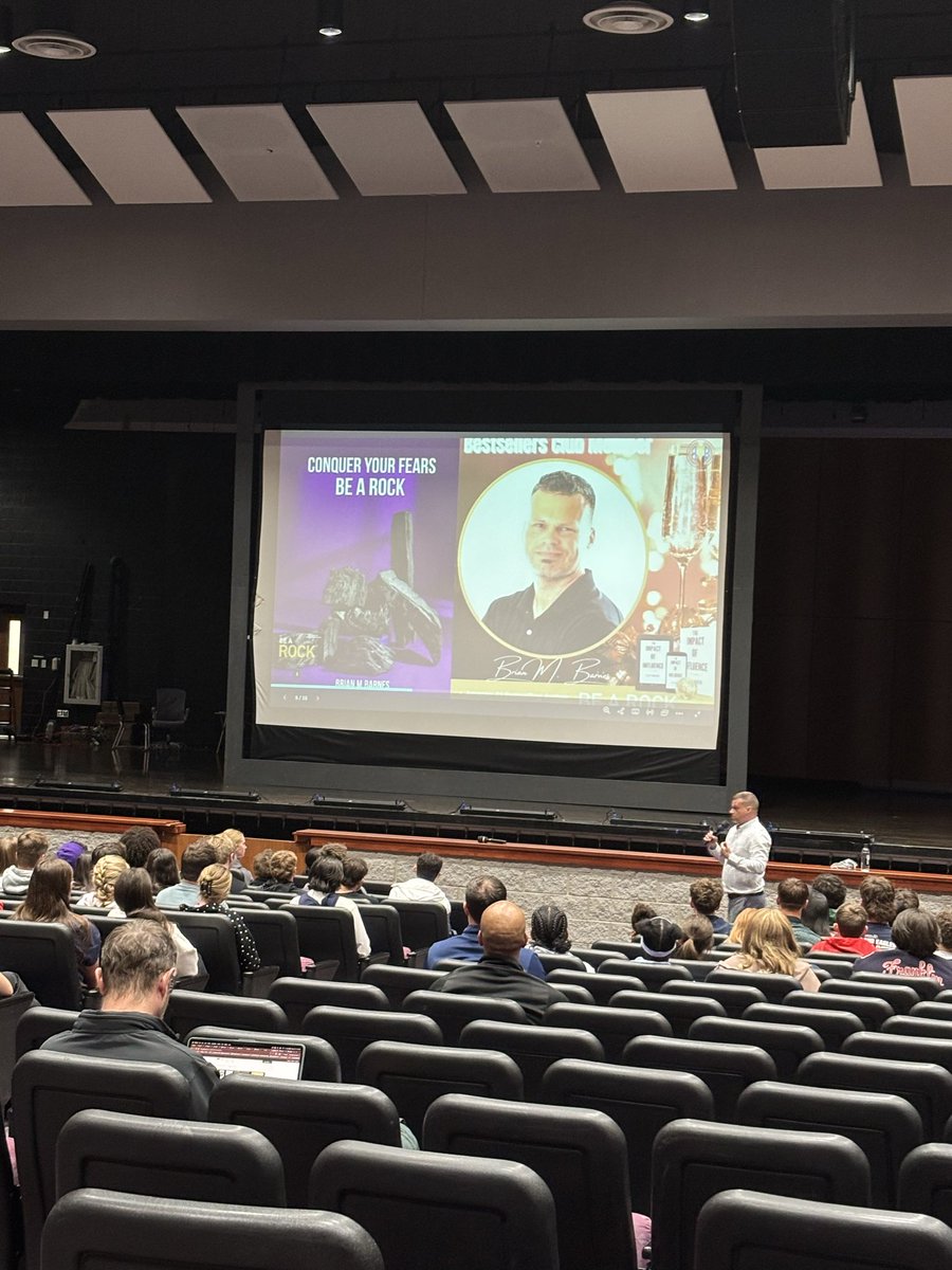 KLAASports's tweet photo. Great morning at the KLAA Leadership Summit. Close to 200 student-athletes for the schools of the KLAA participated!! https://t.co/dTSj9sBqxi