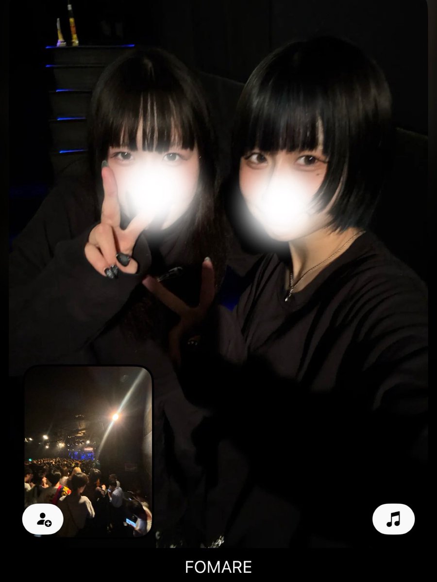 チ tweet media