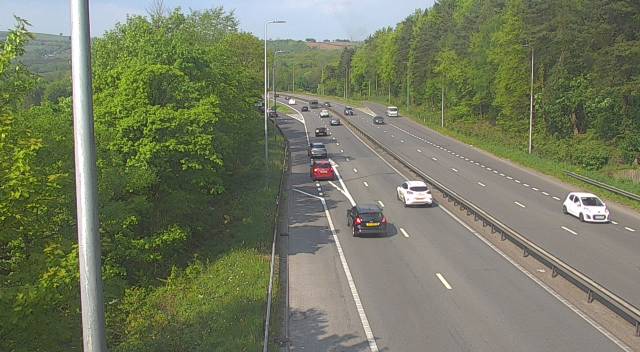 Traffig Cymru De tweet media