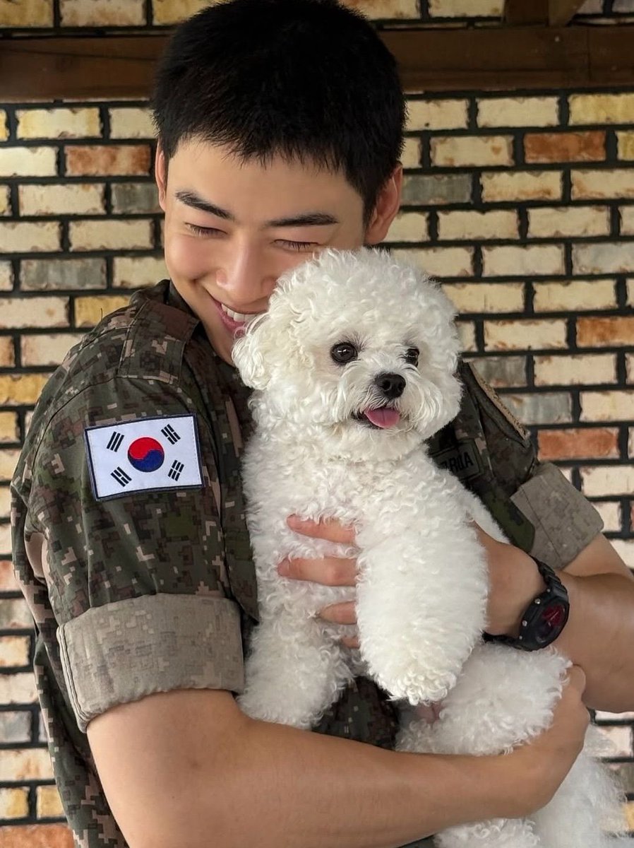 nina ✰ tweet media