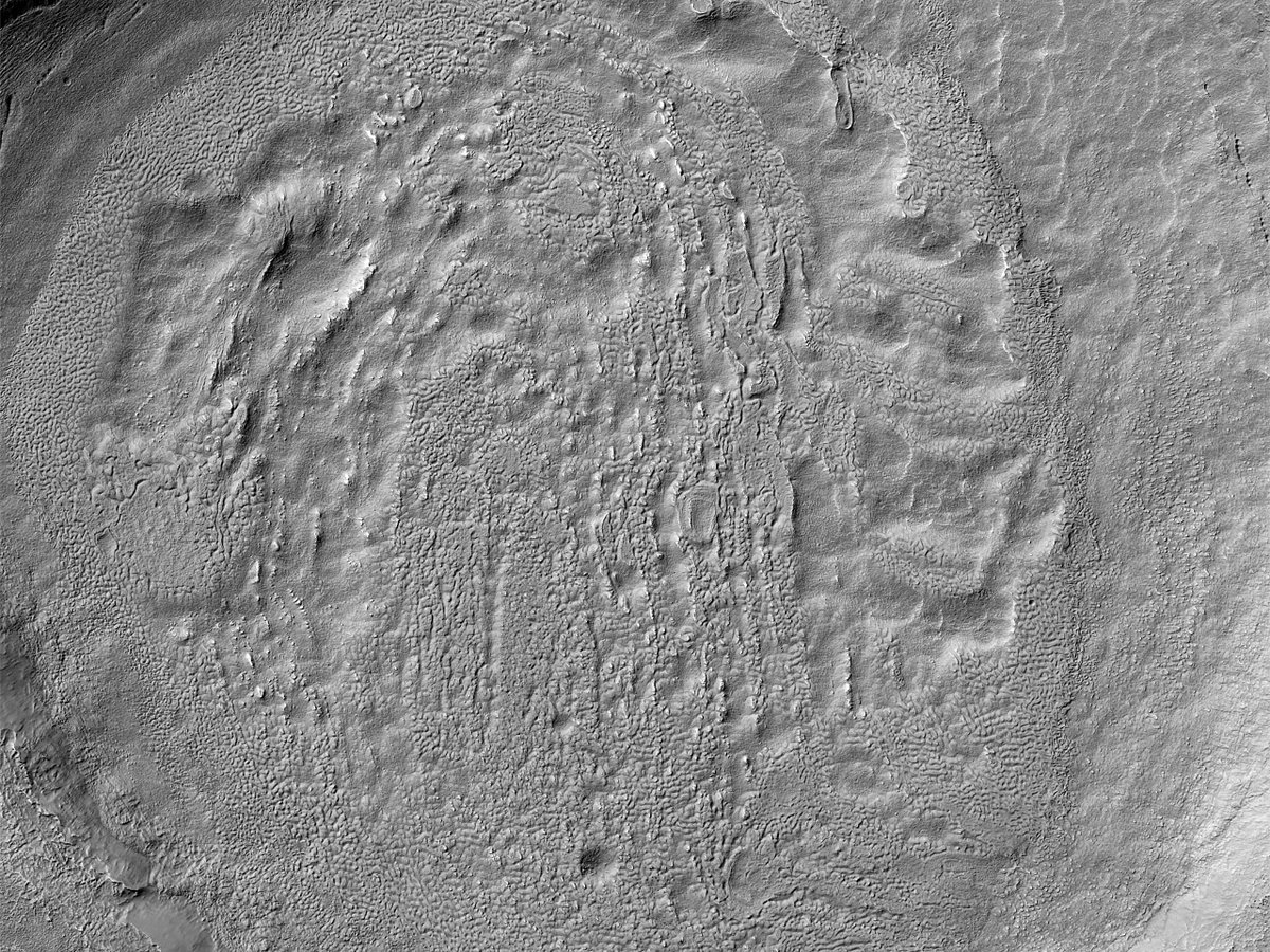 HiRISE: Beautiful Mars tweet media