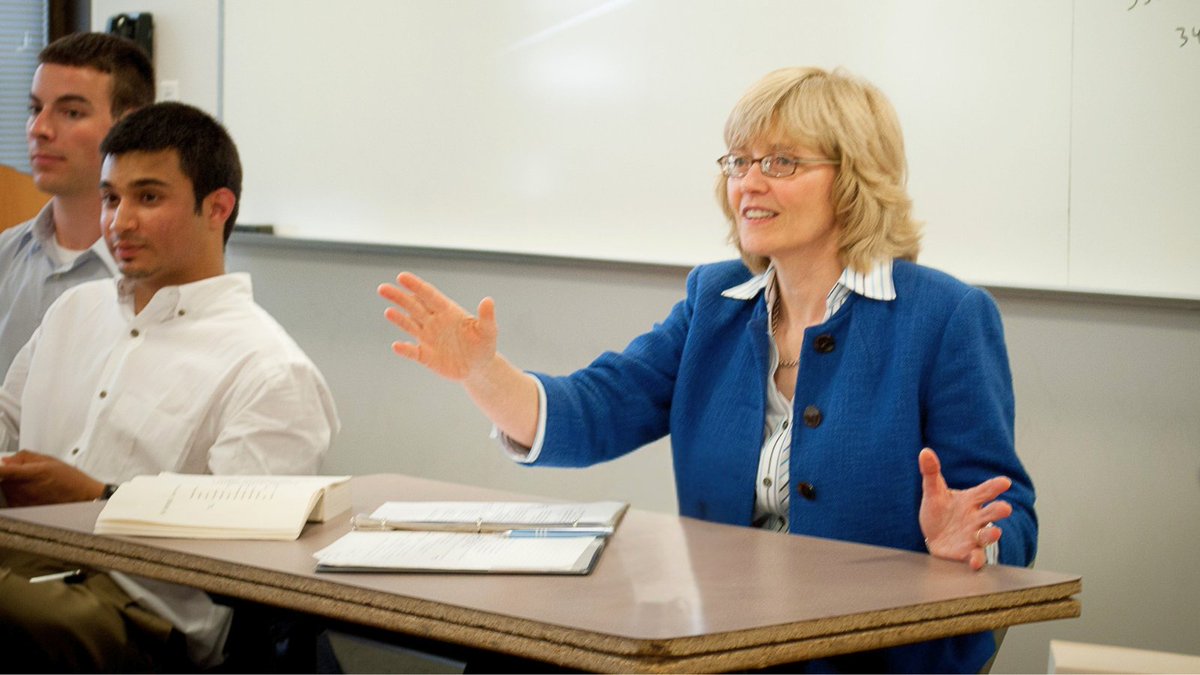 HertogFDN's tweet photo. We're celebrating 15+ years of the Hertog Foundation by exploring our archives!
In this snapshot, longtime Hertog faculty Diana Schaub teaches Lincoln’s speeches for the 2011 #PoliticalStudiesProgram.
Learn more about our full suite of fellowships at https://t.co/shuyxqte13 https://t.co/8mMqWwpro9