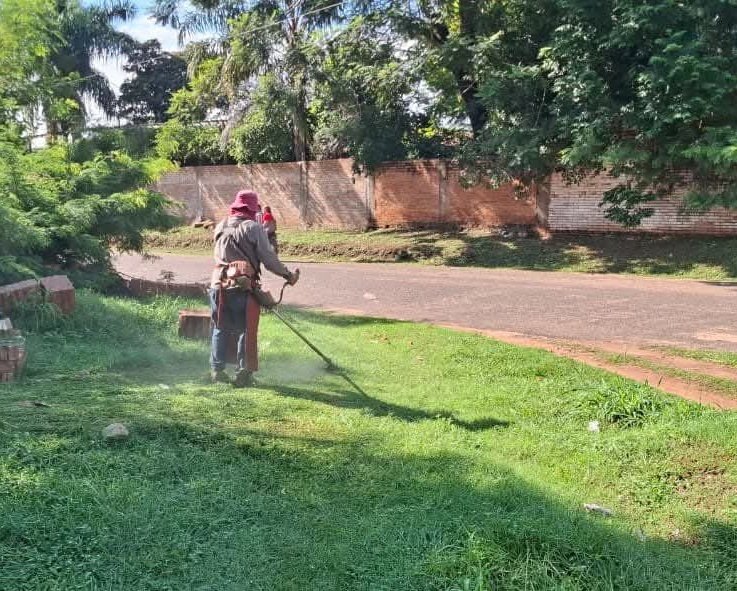 JoseFilippiV's tweet photo. Espacios más limpios para todos 🌿🧹
Avanzan las jornadas de limpieza en la zona céntrica, el barrio General Aquino y el barrio Inmaculada, mejorando el entorno urbano y promoviendo el bienestar de la comunidad. https://t.co/O0WUjDWVIt