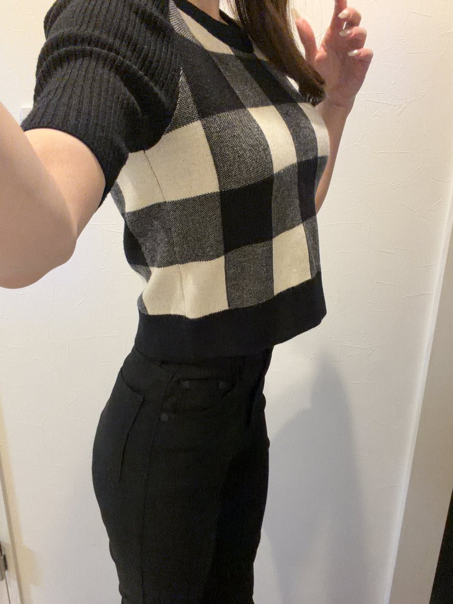 猫背© tweet media