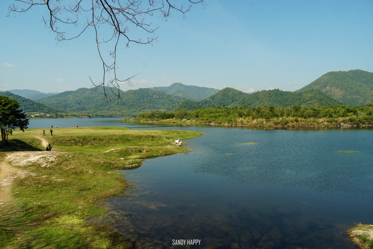 PantipTravel's tweet image. อ่างเก็บน้ำห้วยท่าเคย ราชบุรี ความสงบร่มรื่นใกล้ฉัน ⛺️🌳

📌  pantip.com/s/43h4F

#บลูแพลนเที่ยว #บลูแพลนเน็ต #Blueplanet #แคมป์ปิ้ง #อ่างเก็บน้ำ #ห้วยท่าเคย #ราชบุรี #เที่ยวไทย