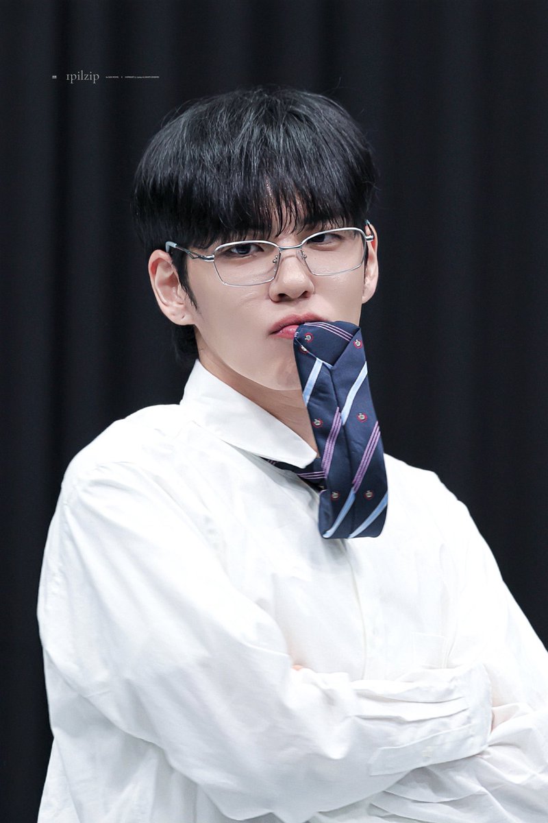 1u1pil tweet media