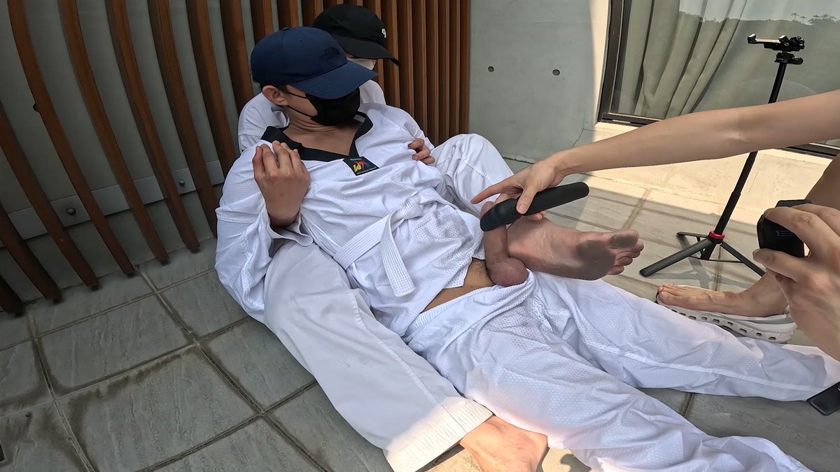 黑腳板覺得怎樣呢，雖然髒一點，但也不錯看。
