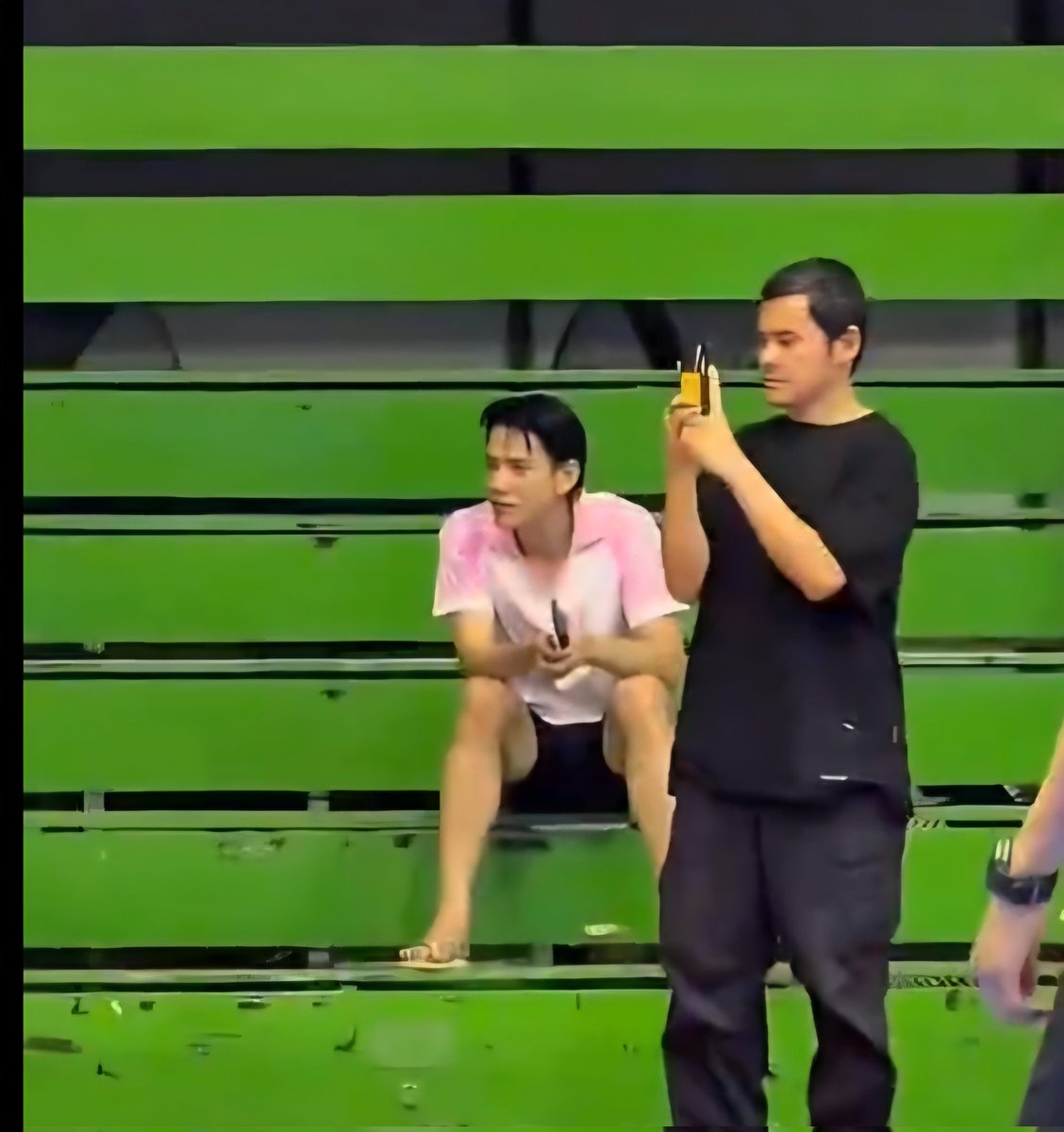 🦖ʀ ᴍᴜᴀʏ ᴋʀᴜʙ~🚗 🐾🐶🐱 tweet media