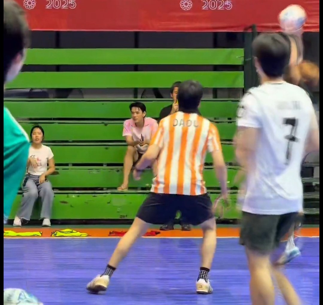 🦖ʀ ᴍᴜᴀʏ ᴋʀᴜʙ~🚗 🐾🐶🐱 tweet media