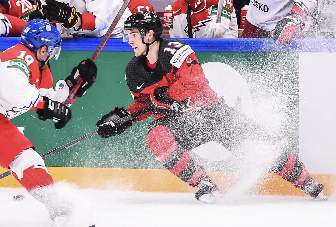 barzysc's tweet photo. wake up girlies we have barzy confirmed for team canada next month https://t.co/gzZ9sDIuDv