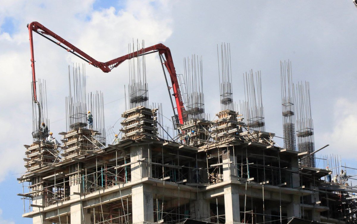 #DeDinero | Créditos al sector de la construcción crecen 32.2 % hasta febrero
diarioelsalvador.com/creditos-al-se…