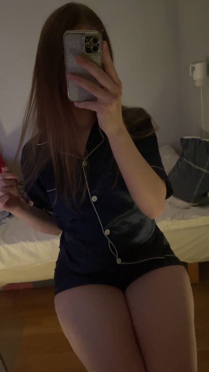 Clara ✩ tweet media