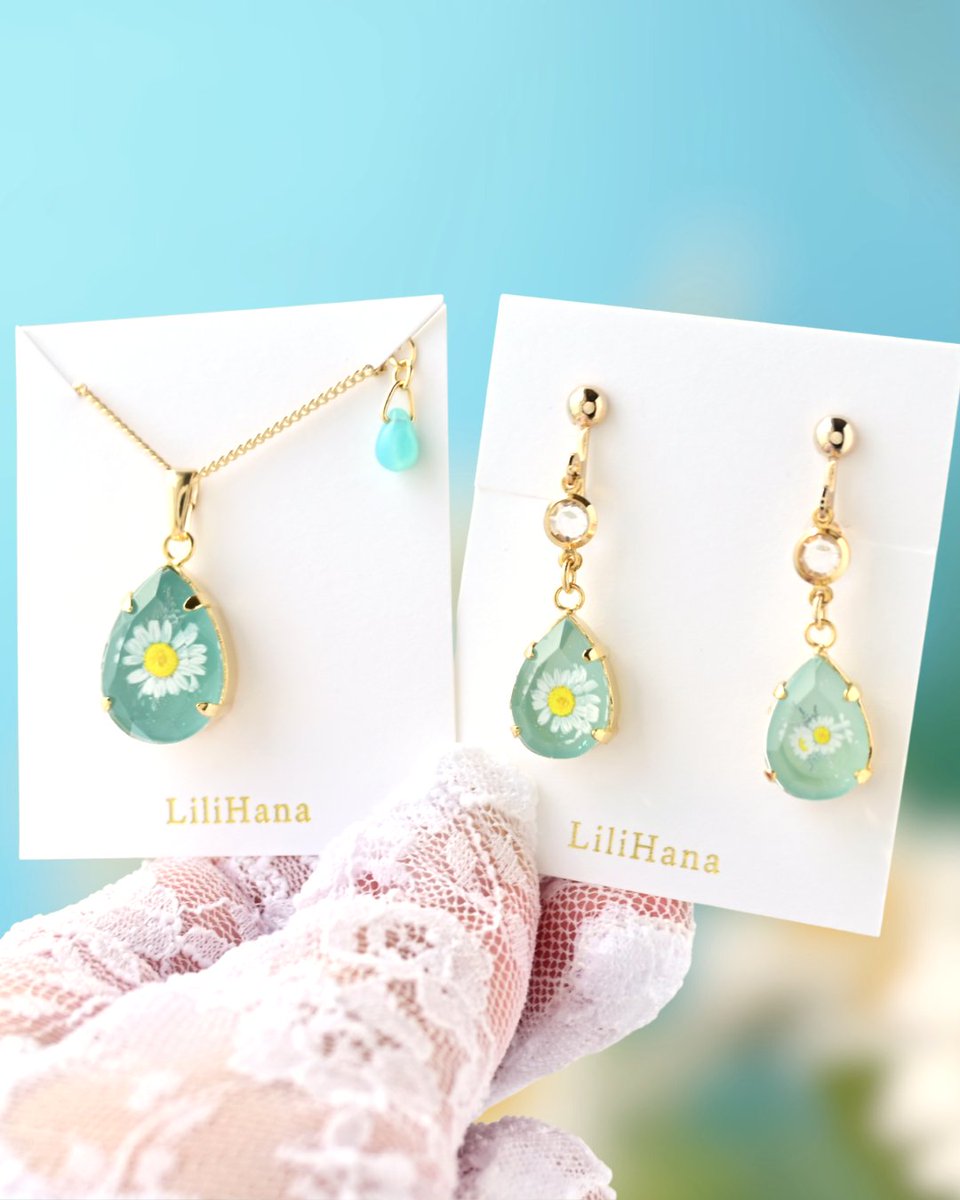 LiliHana┊︎リリハナ┊︎6/13-14 マーメイドブルー展 vol.5 tweet media