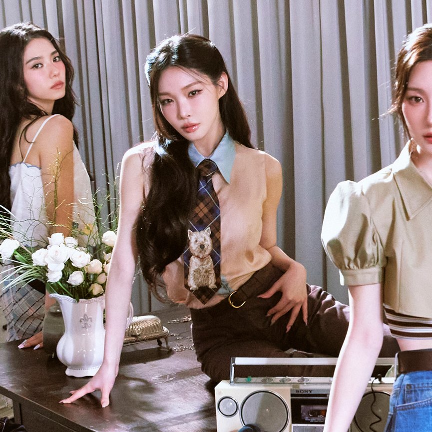 CHUNGHA BRAZIL tweet media