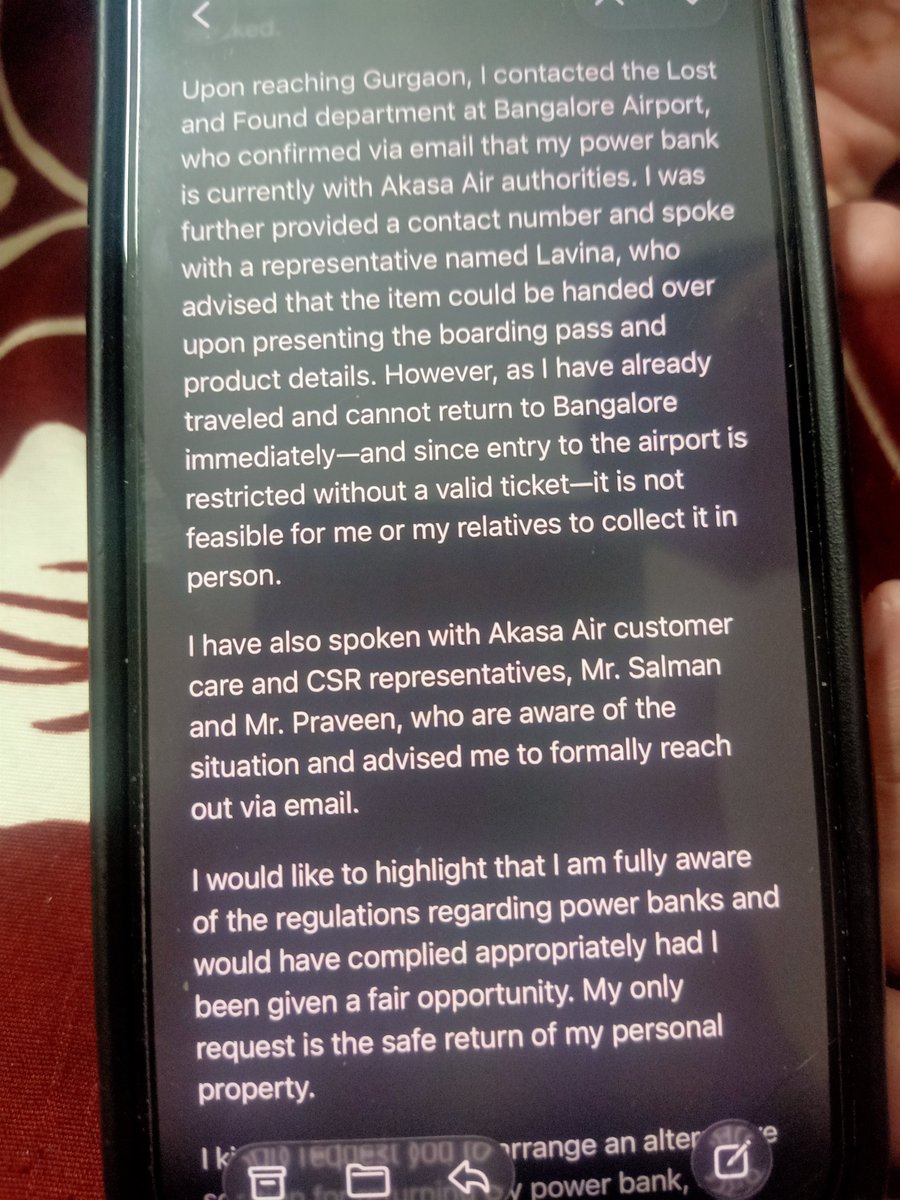 userPatelAman's tweet image. Strong but polite During my flight with Akasa Air, my power bank was seized. I emailed multiple times but got no response. Need urgent resolution &amp;amp; update on return/compensation. #Poorcustomerservice. #AkasaAir @AkasaAir  @DGCAIndia  @MoCA_GoI @ajeetbharti @PMOIndia