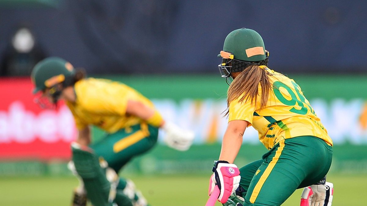 Cricket_World's tweet image. 🇿🇦 PROTEAS WIN!

Laura Wolvaardt has dominated this series, as South Africa Women finish the T20I  bout 4-1.

cricketworld.com/sa-w-vs-ind-w-…

#SAwvINDw #SAvIND #Cricket
