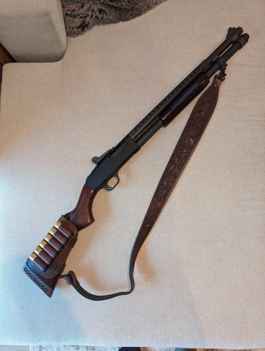 Mossberg tweet media