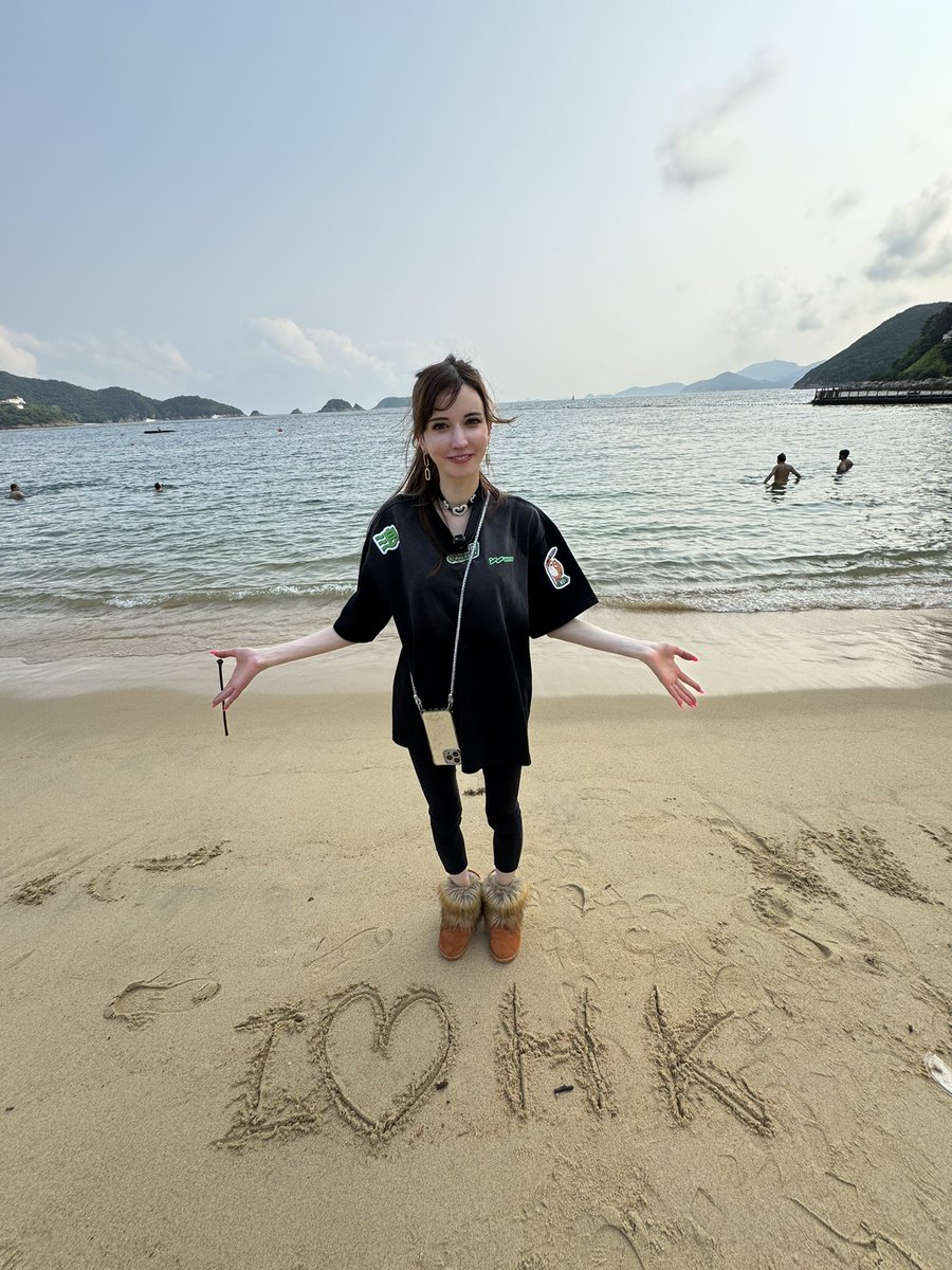 泷泽萝拉｜滝沢ローラ tweet media