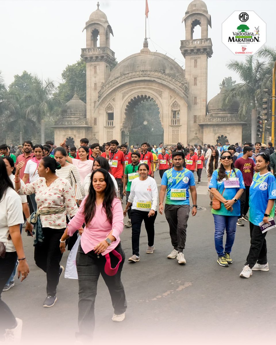 VMIndia's tweet image. No timing. No pressure. Just pure joy. 💜

The Fun Run was all about smiles, laughter, and running together —
because sometimes, the best runs are the happiest ones.

#VadodaraMarathon #FunRun #MyStrideMyPride #RunForJoy #MGVM #VM
