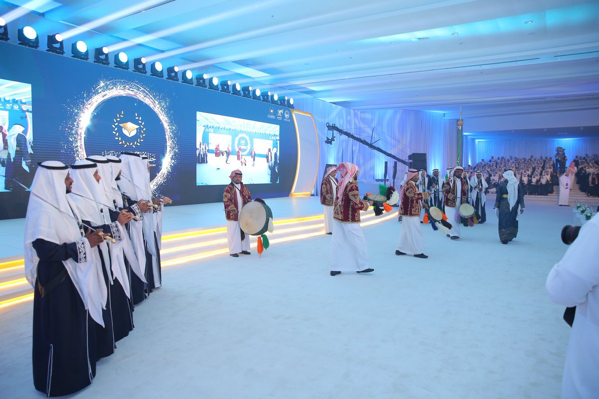 جامعة جدة tweet media