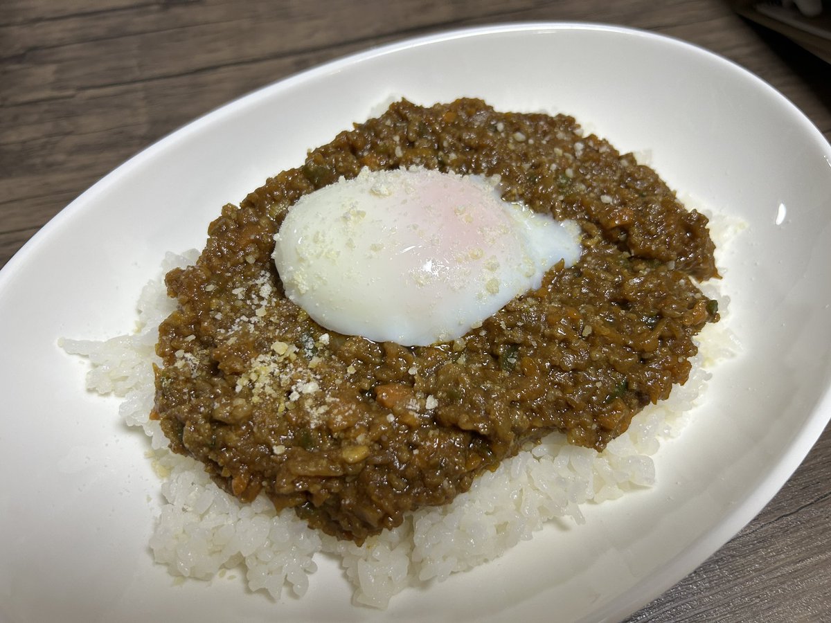 今晩はキーマカレー！
昨日とトッピングがほぼ同じだけど今日もみんなペロリで、息子はおかわりしました😋笑