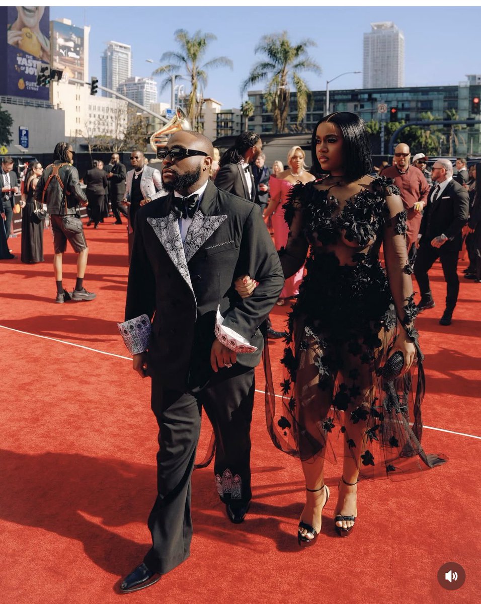 Big Love tweet media