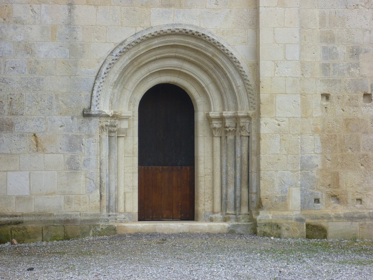 Educo_gratis's tweet image. La Abadía de Arthous fue fundada en 1167 por premostratenses en Las Landas #Francia 

Asaltada por soldados españoles en 1526, logró recuperarse hasta ser nacionalizada en 1790. Hoy se realizan exposiciones y talleres de historia y arqueología de la región circundante.
