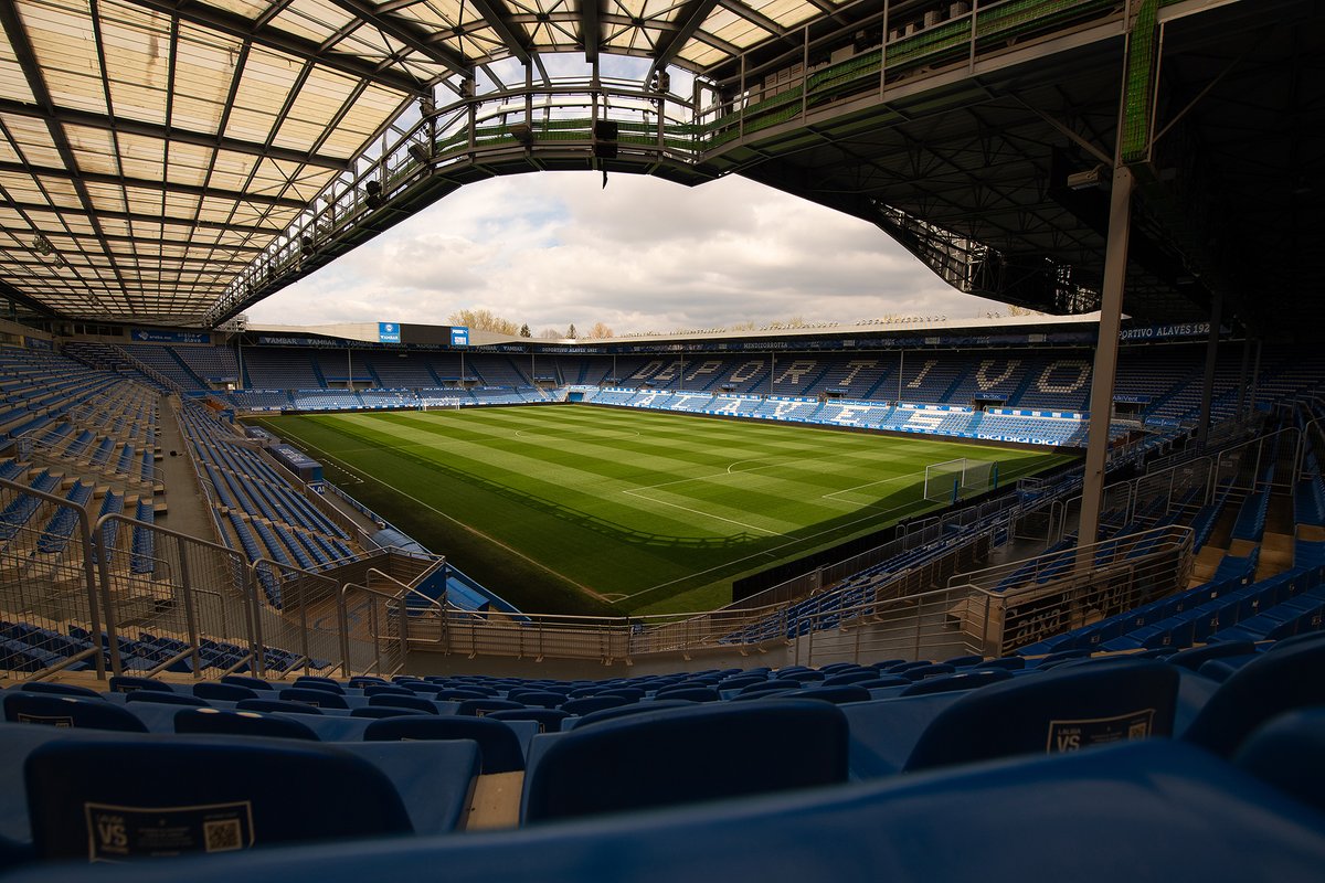 Deportivo Alavés tweet media