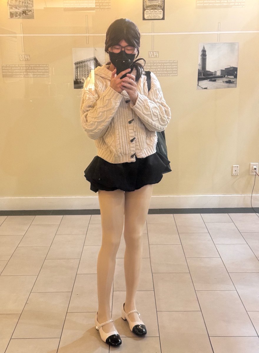Anqi010's tweet photo. 穿这身被搭讪，去那个白男家里转了一圈，然后在他家lobby开始疯狂拍照 #trans #伪娘 #伪街 #伪娘露出 https://t.co/oy7FFZSAFi