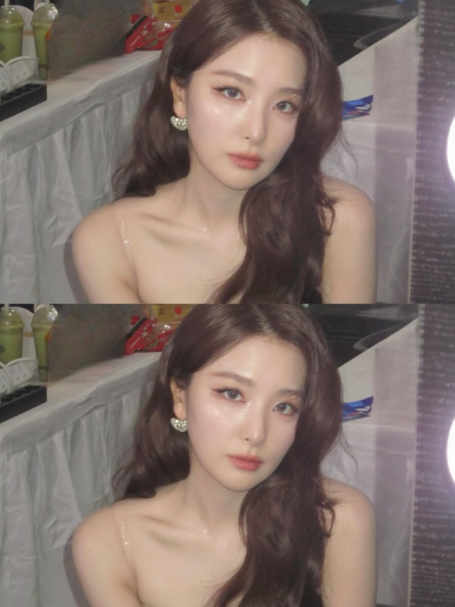 260427 Makeup Artist Iseul IG

"Shanghai fanmeeting 🌼✨️💫📸"

instagram.com/p/DXob3yOEQre/
#슬기 #SEULGI <a href="/RVsmtown/">Red Velvet</a>