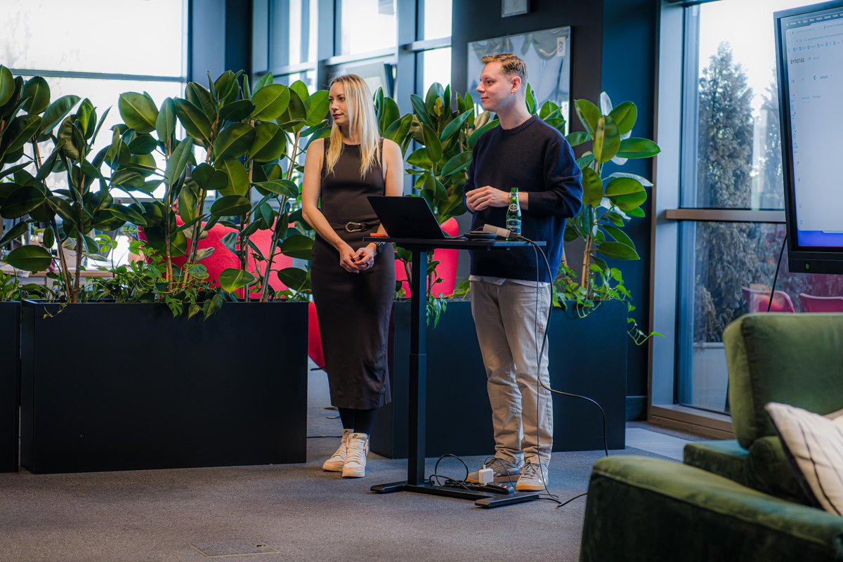 jarokrolewski's tweet image. Fantastic meeting:  @Synerise and our clients: Empik, JD, and CCC.

#ai #bigdata #leadership