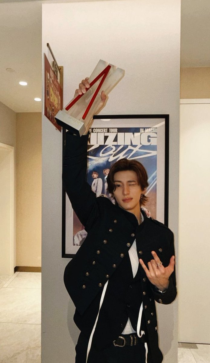 riize archive tweet media