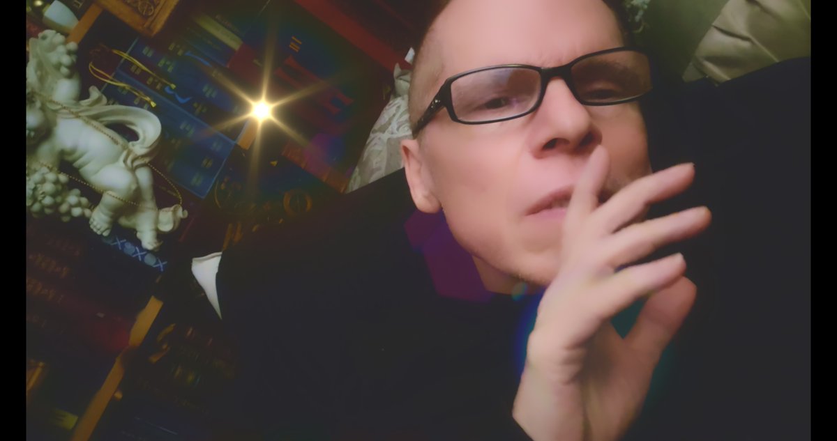 cotayesquearts's tweet image. 🔊THE IMPORTANCE OF WHAT YOU HEAR 🔊

MONOLOGUE features a rigorously designed #sound architecture in which vocal proximity shifts organically with camera distance. Individual words are sculpted in space—some receding, others advancing—creating a hyper-realistic yet raw sonic