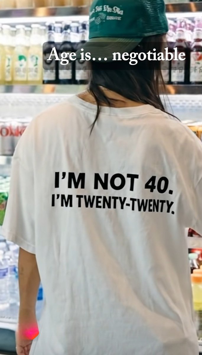 Ava.Roshani🎒 tweet media