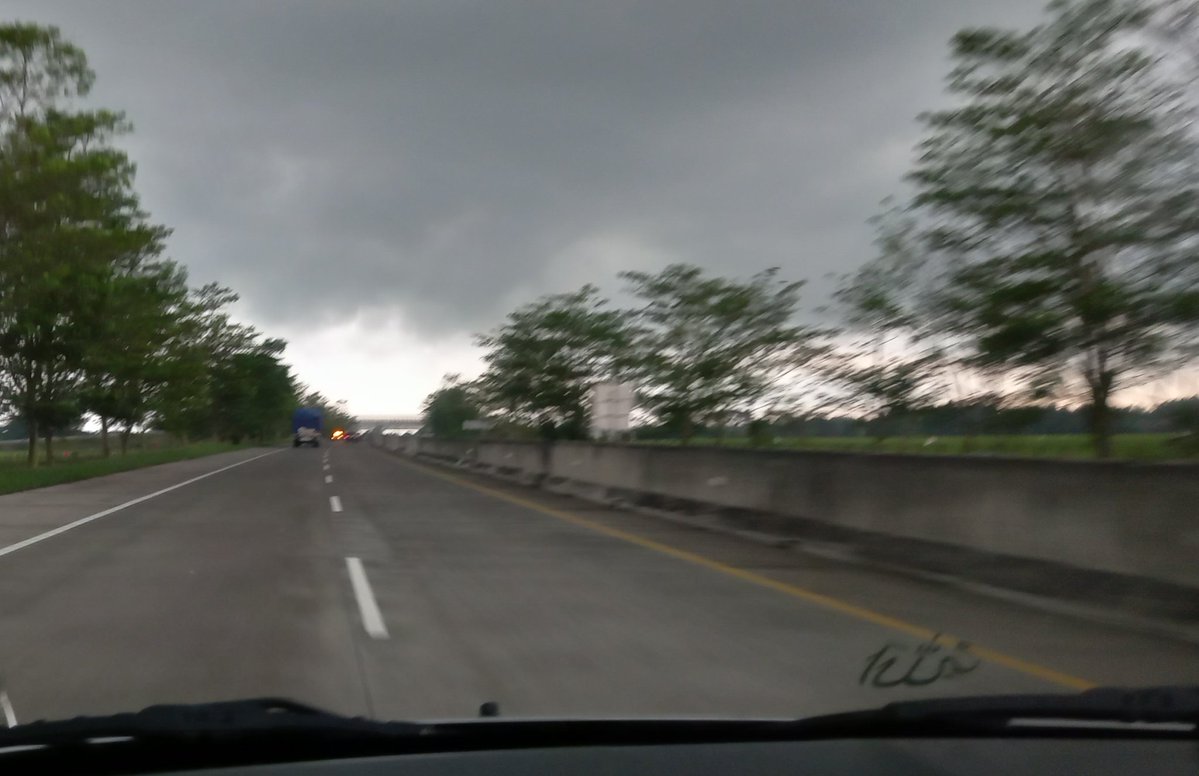 R3tnO_77 tweet media