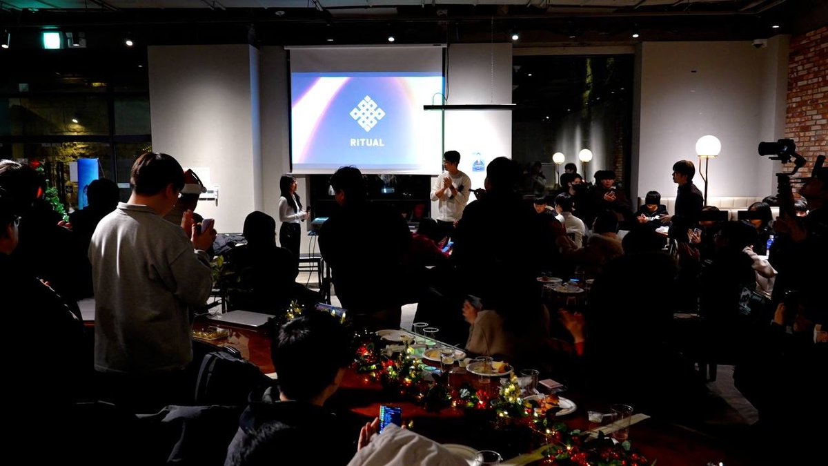 julietatorres18's tweet image. Evening from GMT+7: I tried a tiny RitualNet ritual log a verified task, it auto-adjusts pace if I stall, and nudges a micro badge after a week. Calmer flow, clearer signals, and the $RITUAL pulse finally feels earned. @ritualfnd #Ritual #Web3