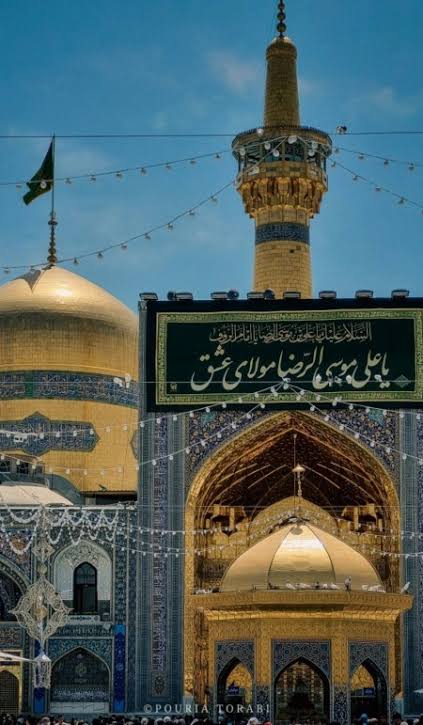 میلاد امام رضا فقط یک جشن نیست،
یادآوری این است که:
در تاریکی هم، راهی هست...
ایران این راه را بلد است.
#صحن_رضا_جان 
#ایران_امام_رضا