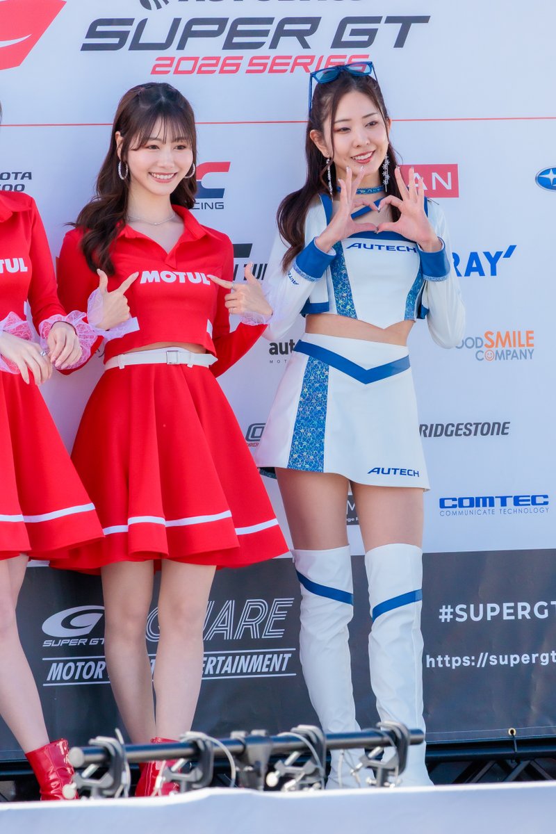 RockMan_Kazu's tweet image. 2026 AUTOBACS SUPER GT Rd.1 OKAYAMA
#NISMO
Ambassadeur de #MOTUL
#大橋はるな さん✨@hhrrnn___

#AUTECH レースアンバサダー
#高岡みほ さん✨@lovem1117

写真の対応ありがとうございました😃

#SUPERGT #RA #レースアンバサダー #RQ