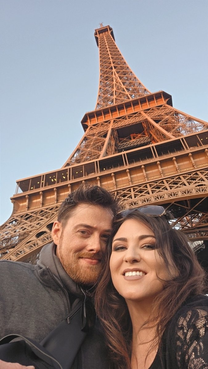GodDamnGundy's tweet image. You know...I love it when im away from social media for a bit. No care in the world, just enjoying life doing a European trip with @paris5706. Last week was Paris, currently in Venice, and tomorrow...ROME!
#Europe #Paris #Venice #Vacation