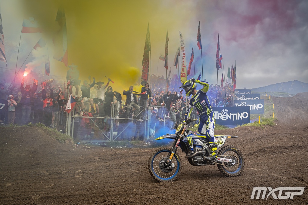 mxgp's tweet image. Sighting lap magic 🎆

#MXGP #MX #Motocross #Motorsport
