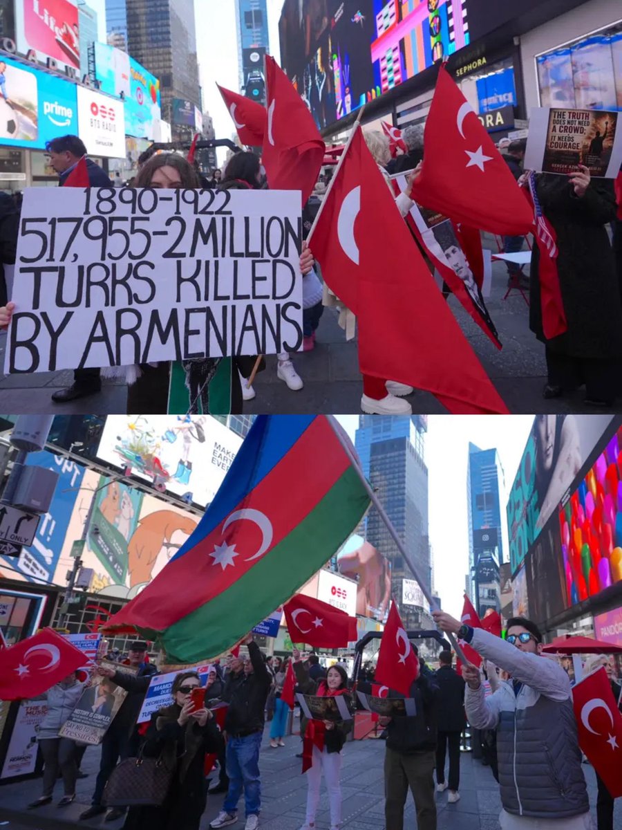 ajansmuhbir1923's tweet photo. New York’ta yaşayan Türkler, sözde Ermeni soykırımı masalı anlatan Belediye Başkanı Mamdani’yi protesto ediyor. https://t.co/FRejHMIV8V