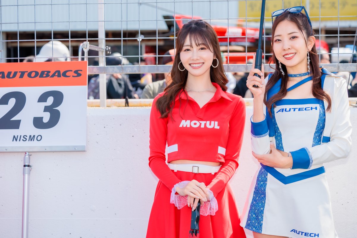 RockMan_Kazu's tweet image. 2026 AUTOBACS SUPER GT Rd.1 OKAYAMA
#NISMO
Ambassadeur de #MOTUL
#大橋はるな さん✨@hhrrnn___

#AUTECH レースアンバサダー
#高岡みほ さん✨@lovem1117

写真の対応ありがとうございました😃

#SUPERGT #RA #レースアンバサダー #RQ