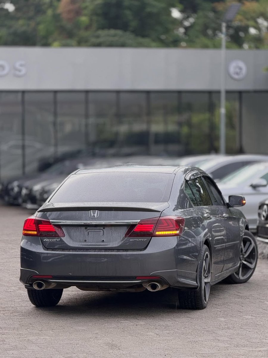 Onyitex Autos tweet media