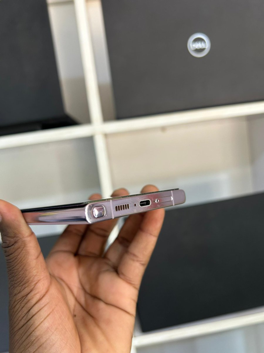 Inno 🇲🇼📱💻🔌 tweet media