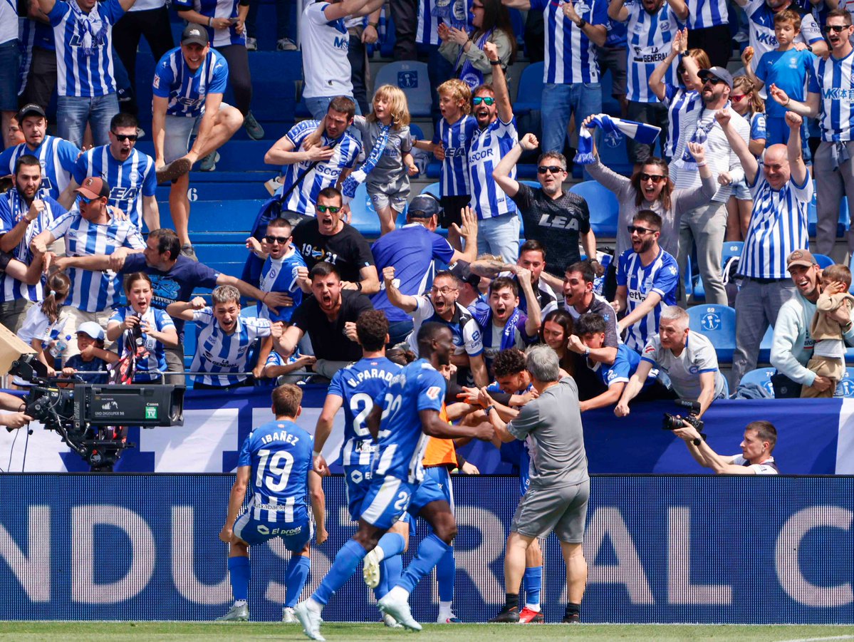 Deportivo Alavés tweet media