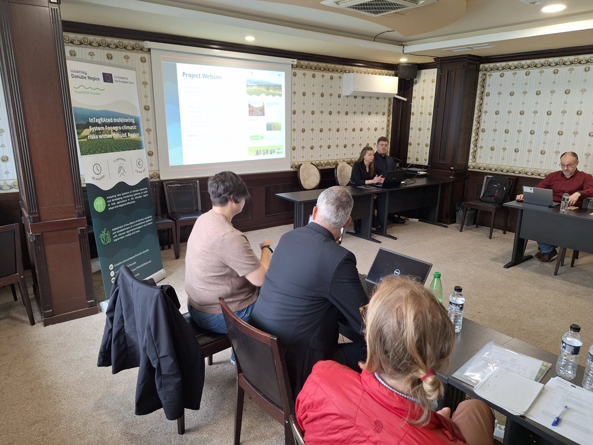 Associatio78992's tweet image. 🎉 The First Year Review Meeting  of the TRANSFER Danube project in Pazardzhik, Bulgaria❗️

🔎 Read more here: lnkd.in/d2qXSXha

📈 🌪️☀️🌧️👩‍🌾📡

#TransferDanube #Project #climate #change #climate #risks #extreme #weather #events #challenges #Danube #agricultural #region