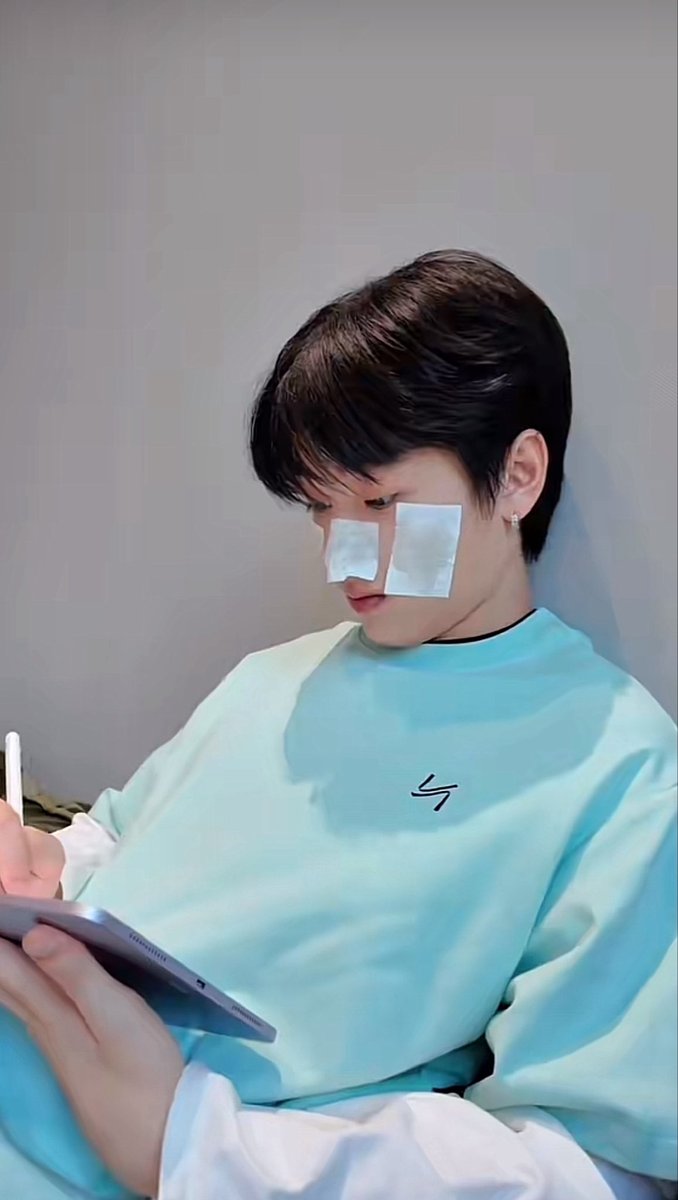 𝙿𝚎𝚛𝚏𝚎𝚌𝚝 𝚜𝚝𝚛𝚊𝚗𝚐𝚎𝚛 tweet media